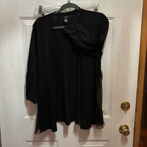 Three-quarter length sleeve cardigan sweater